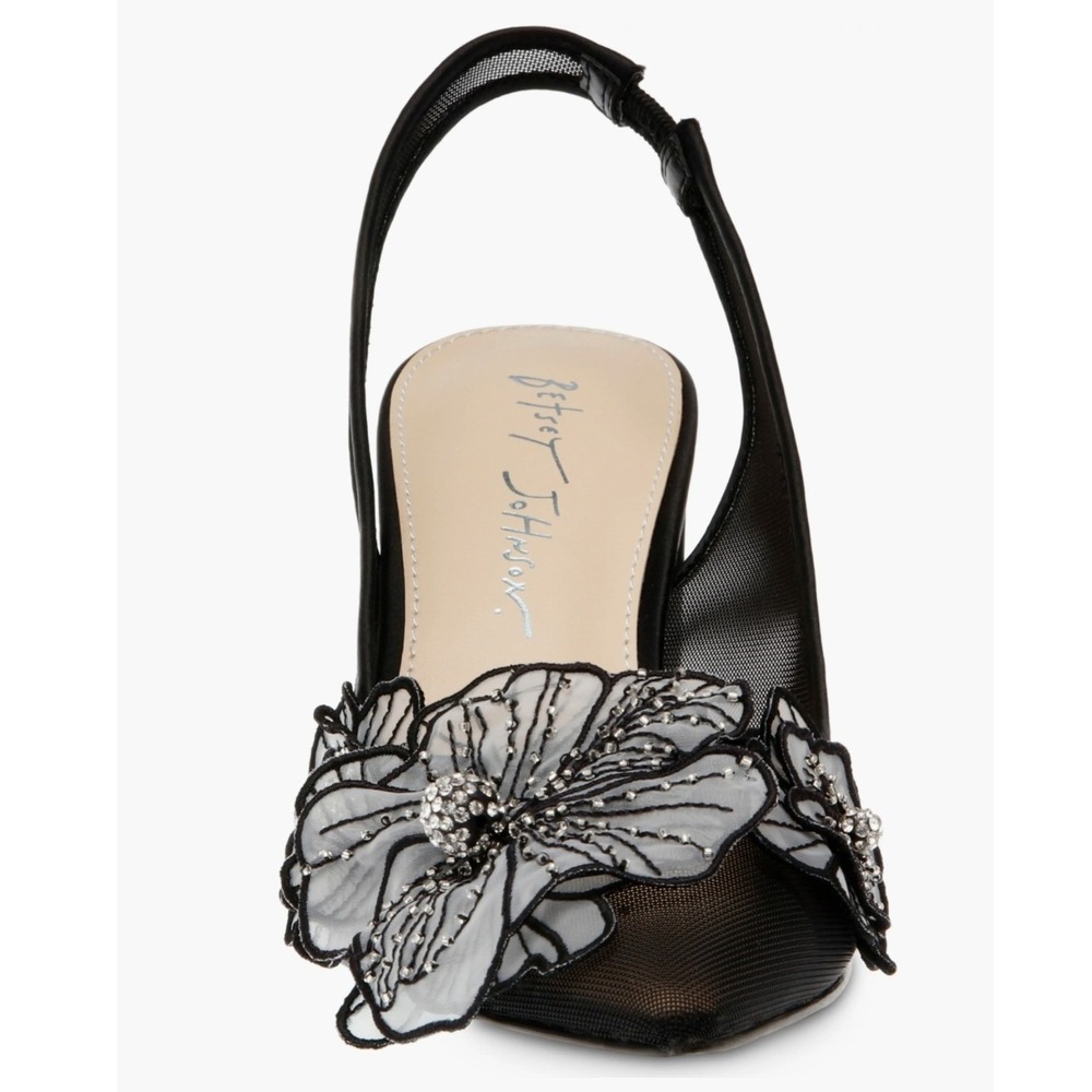 Betsey Johnson Women's Black Petra Slingback Pointed Toe Pump - Size 10M - Picture 2 of 12